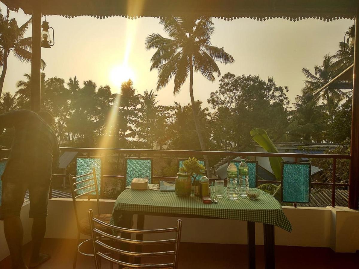 Loveshore Marari Mararikulam Exterior photo